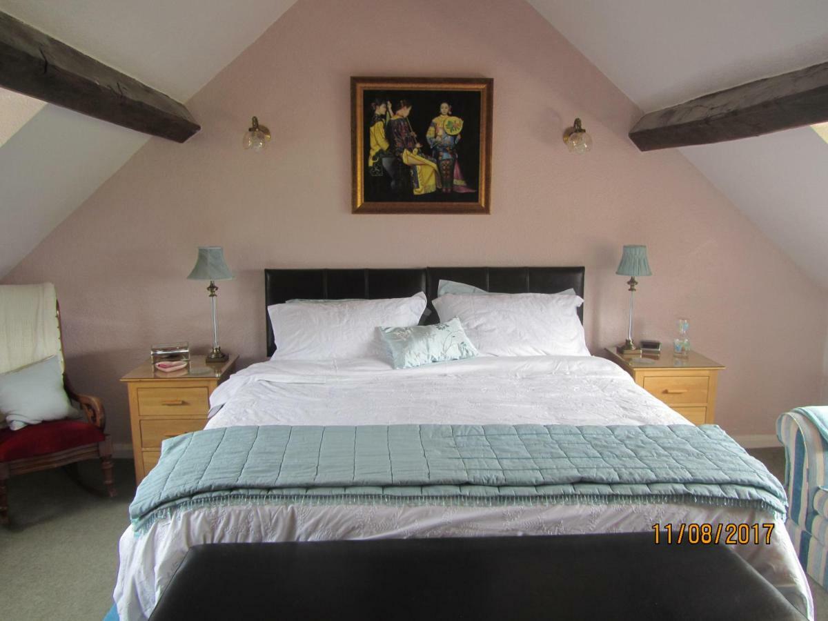 ニュータウン Rhyd Lydan Bed & Breakfast エクステリア 写真