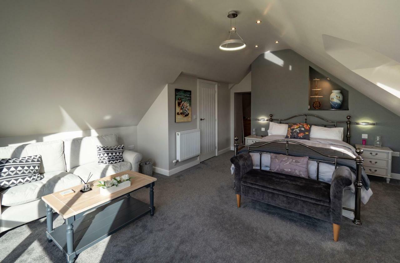 ニュータウン Rhyd Lydan Bed & Breakfast エクステリア 写真