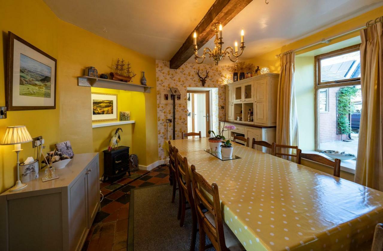 ニュータウン Rhyd Lydan Bed & Breakfast エクステリア 写真