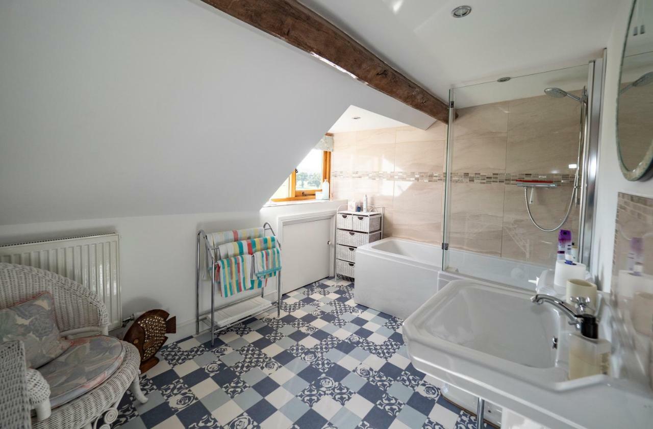 ニュータウン Rhyd Lydan Bed & Breakfast エクステリア 写真